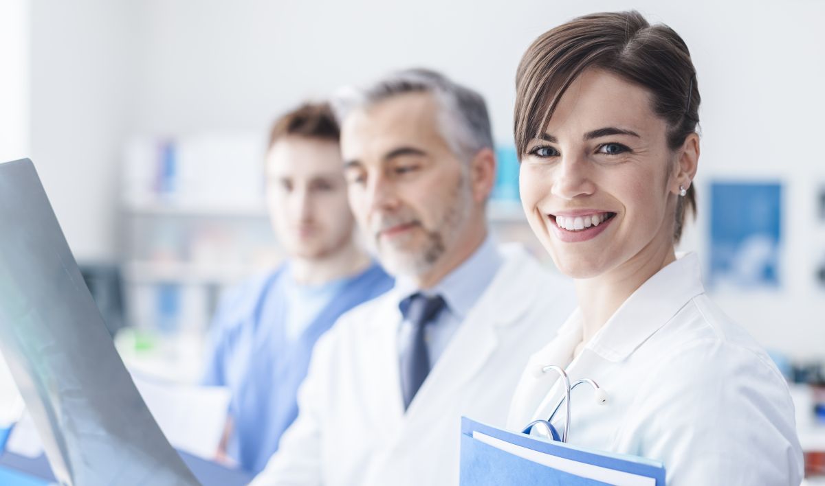 23 radiollogues au service de vos examens radiologiques 23 radiollogues au service de vos examens radiologiques